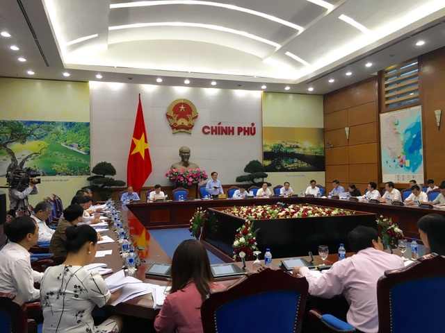 Phó Thủ tướng: Không tự chủ được tài chính mà “đòi” trao quyền quá nhiều! - 1 Cuộc họp của Phó Thủ tướng Vương Đình Huệ với 4 Bộ ngày 7/6