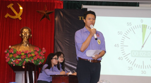 Vấn đề sử dụng mạng xã hội làm nóng cuộc thi tranh biện sinh viên - 1
Vấn đề mạng xã hội quốc tế hay nội địa được các bạn sinh viên tranh luận say sưa.