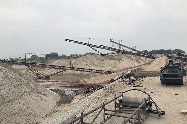 Ông Nguyễn Thiện Nhân: “Người dân tay không sao chiến đấu được với cát tặc” - 3 Ông Nguyễn Thiện Nhân yêu cầu Hà Nội giải quyết 82 điểm khai thác cát có diễn biến phức tạp