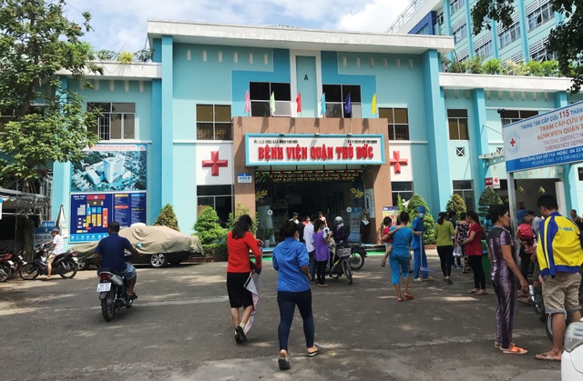 Sa thải nam điều dưỡng nghi xâm hại nữ bệnh nhân - 1 Ban giám đốc bệnh viện quận Thủ Đức, TPHCM đã ra quyết định sa thải đối với điều dưỡng Đ.L vì gây ảnh hưởng nghiêm trọng đến uy tín của bệnh viện.