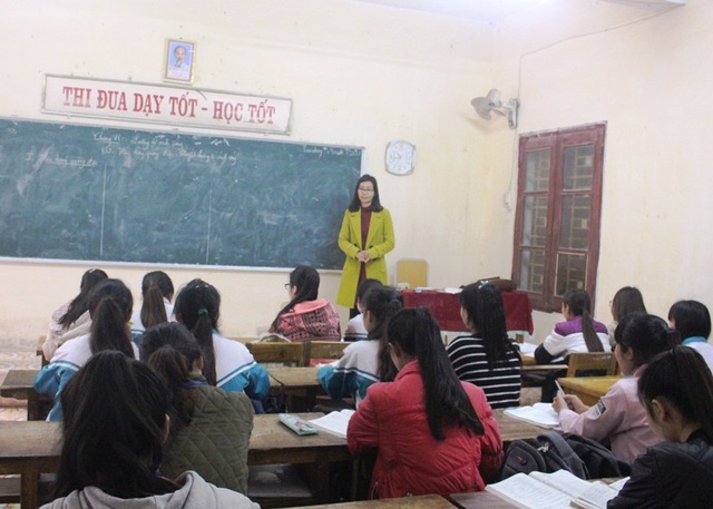 Không để tình trạng học sinh do khó khăn mà không dự thi được - 1 Các nhà trường tổ chức ôn tập kiến thức cho học sinh chuẩn bị dự thi