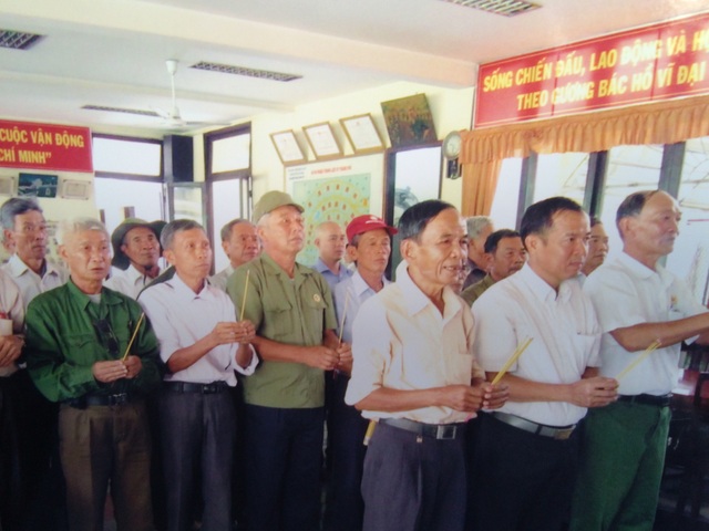 Tết Mậu Thân 1968: 500 chiến sĩ đánh vào Tân Sơn Nhất, 380 người nằm lại! - 4 Những ngày tháng 7, các cựu chiến binh Tiểu đoàn 16 lại về thắp nén nhang cho đồng đội đã ngã xuống