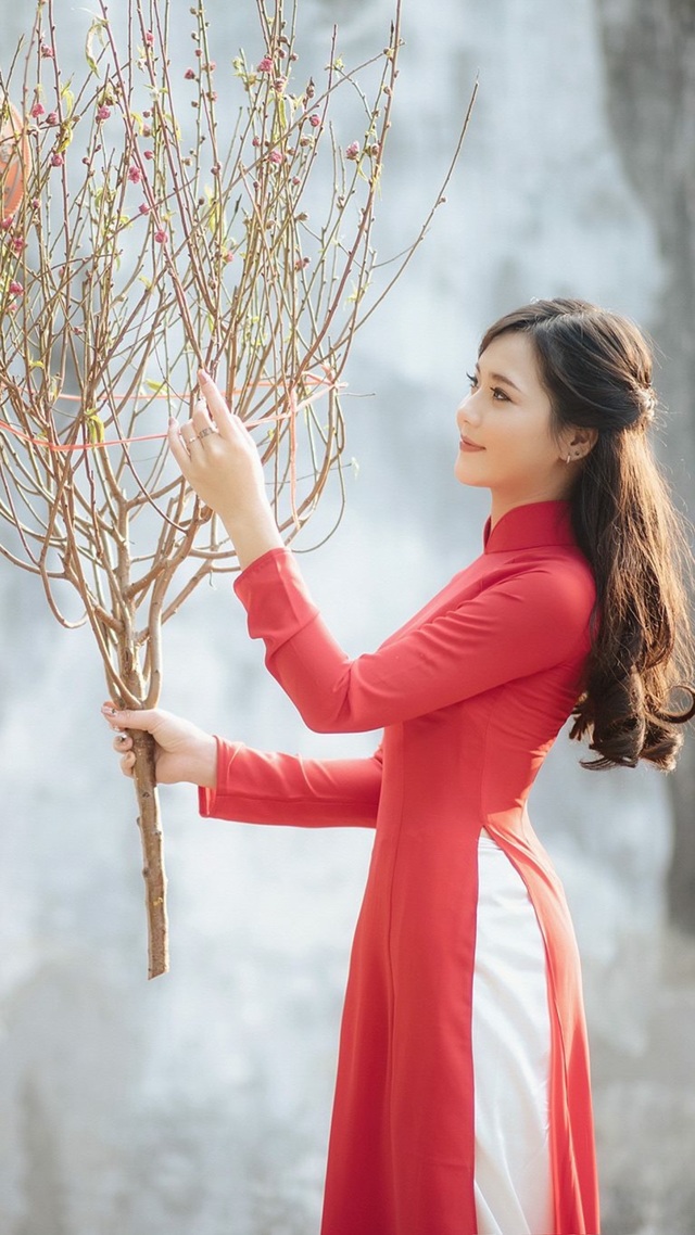Năm Đinh Dậu, trò chuyện với hot girl cầm tinh con Gà - 4 Năm Đinh Dậu, trò chuyện với hot girl cầm tinh con Gà - 4