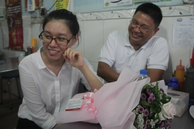 Vụ hoa hậu Phương Nga: Thùy Dung sung sướng khi được về với gia đình - 2 Gia đình đến đón Dung về nhà