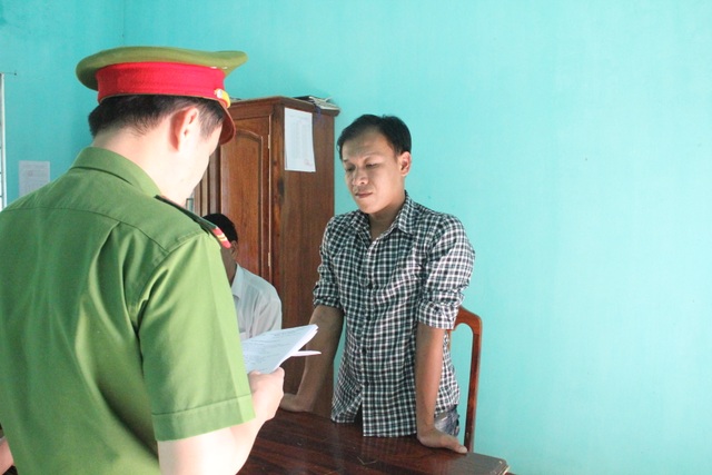 Khởi tố, bắt giam tài xế tài xế biển xanh gây tai nạn rồi bỏ chạy - 1 Tài xế Lộc tại cơ quan Công an