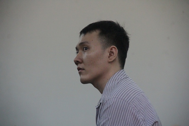 Đâm chết hàng xóm vì… tưởng người ta ghét mình - 1 Bị cáo Nhật lạnh án chung thân.