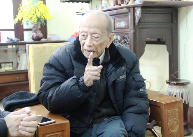 Vụ bổ nhiệm bà Quỳnh Anh: “Cần xử lý nghiêm khắc Bí thư Thanh Hóa!” - 1
Ông Lê Khắc Biểu cho rằng trước đó Thanh Hóa xử lý ông Ngô Văn Tuấn là quá nhẹ và không thỏa đáng