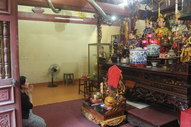Chuyện ly kỳ về cây đại cổ thụ hơn 400 năm ở Hải Phòng - 5 Miếu An Đà thờ hai vị nữ thần được phong là Thành Hoàng làng.