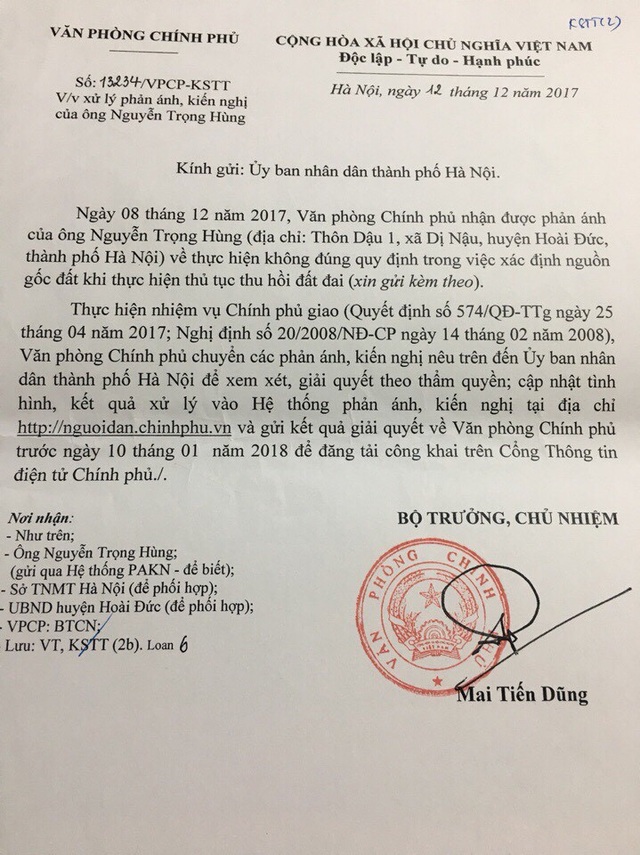 Văn phòng Chính phủ yêu cầu TP Hà Nội làm rõ kiến nghị của người dân huyện Hoài Đức! - 1
Công văn của Văn phòng Chính phủ do Bộ trưởng, Chủ nhiệm VPCP Mai Tiến Dũng ký gửi UBND TP.Hà Nội về việc xử lý đơn thư của các hộ dân ở huyện Hoài Đức