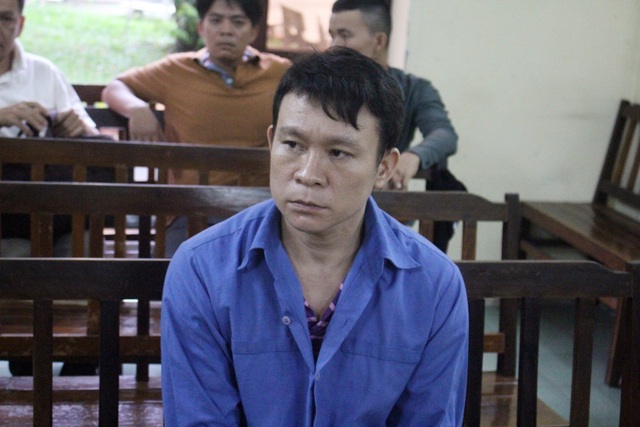 Hàng nghìn điện thoại bị cài đặt phần mềm nghe lén - 1 Bị cáo Đến lãnh 4 năm tù.