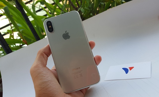 Cận cảnh mô hình iPhone 14 tại Việt Nam  Báo Dân trí