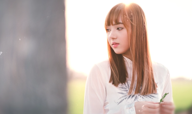 Hot girl Thái Lan nhận được “bão like” khi mặc áo dài Việt - 2 Hot girl Thái Lan nhận được “bão like” khi mặc áo dài Việt - 2