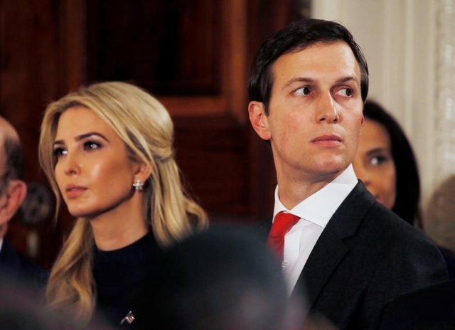 Con rể ông Trump bị chất vấn về mối quan hệ với Nga - 1
Con gái Tổng thống Donald Trump và con rể Jared Kushner (phải). (Ảnh: Reuters)