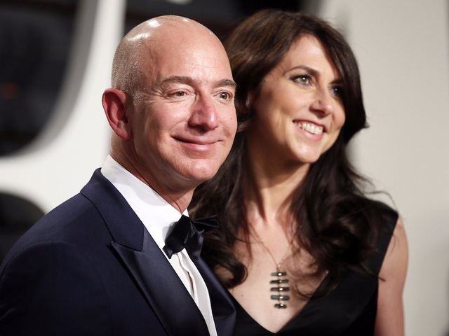 Cuộc hôn nhân đáng ngưỡng mộ của tỷ phú giàu nhất thế giới Jeff Bezos - 1 Cuộc hôn nhân đáng ngưỡng mộ của tỷ phú giàu nhất thế giới Jeff Bezos - 1