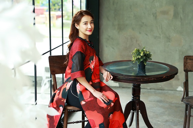 Nhã Phương đối diện câu hỏi “Bao giờ lấy… Trường Giang?” - 5 Nhã Phương đối diện câu hỏi “Bao giờ lấy… Trường Giang?” - 5
