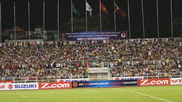 Sân Thống Nhất sôi động trong ngày U22 Việt Nam giành vé dự VCK U23 châu Á - 2