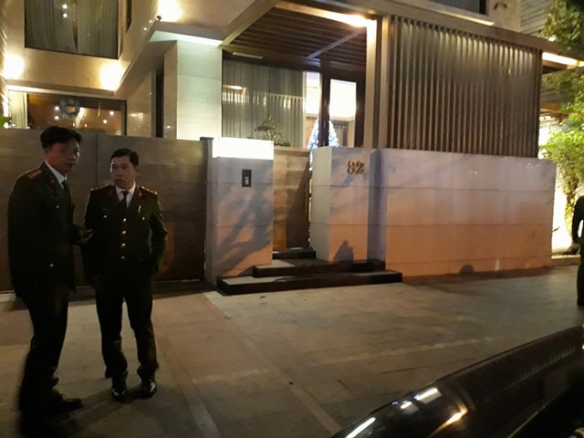 Công an khám xét nhà đại gia Vũ “nhôm” - 9 Công an khám xét nhà đại gia Vũ “nhôm” - 9