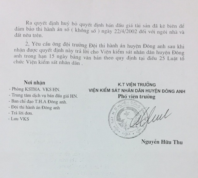 Nguyên cớ gì dẫn đến vụ thi hành án kiểu “sống chết mặc bay” lạ kỳ giữa thủ đô? - 3
Kháng nghị của VKSND huyện Đông Anh liên quan đến vụ thi hành án kiểu sống chết mặc bay.