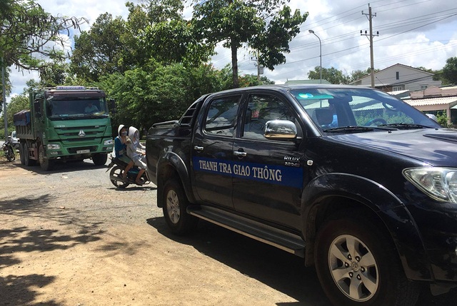 Những đoàn xe "vua" đại náo đường phố - 5 Lực lượng Thanh trao giao thông xuất hiện.