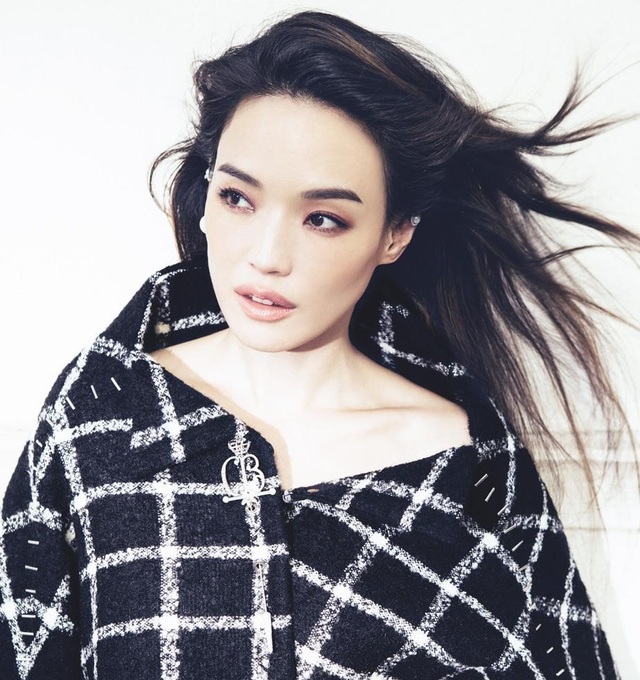 Thư Kỳ khoe eo thon với áo crop top - 11
Và cũng chính làng giải trí đã dạy cho Thư Kỳ hiểu rằng, kiếm tiền không phải là đích đến cuối cùng của cô. Cô từ bỏ công việc người mẫu ảnh khỏa thân và diễn viên phim cấp ba để trở thành một diễn viên thực thụ và không ngừng học hỏi để hoàn thiện mình.