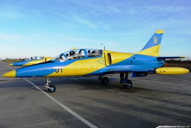 Rơi máy bay quân sự Ukraine, 2 phi công thiệt mạng - 1 Máy bay L-39 của Ukraine (Ảnh: Aerobaticteams.net)
