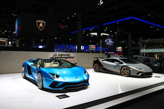 Lamborghini Hà Nội nhận đặt hàng Aventador S Roadster mới - 1 Lamborghini Hà Nội nhận đặt hàng Aventador S Roadster mới - 1