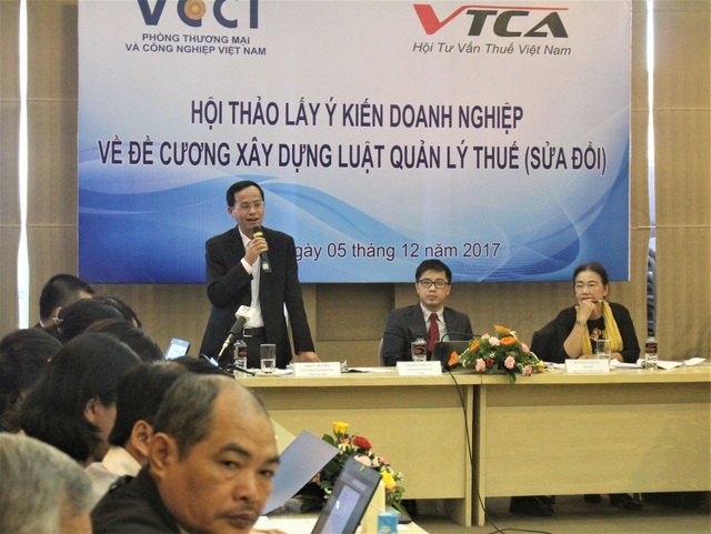 Cơ quan thuế thu bảo hiểm xã hội: Có làm giảm mức phí cho doanh nghiệp? - 1 Hội thảo lấy ý kiến doanh nghiệp (DN) về đề cương xây dựng Luật Quản lý thuế (sửa đổi) được tổ chức sáng nay (5/12) tại Hà Nội. (Ảnh: Hồng Vân)