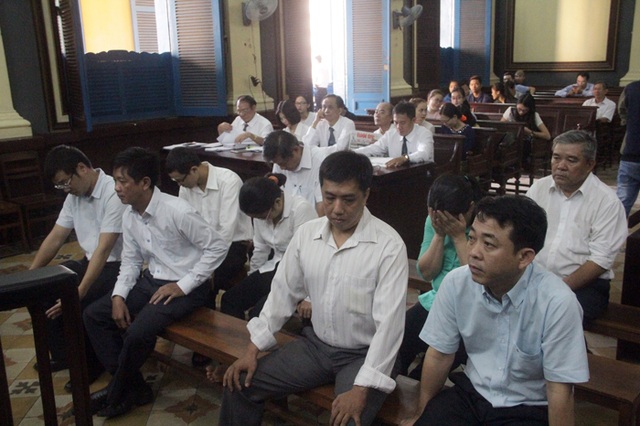 Phúc thẩm vụ VN Pharma: “Đâu có ai ngu đi nhận hoa hồng mà ký vào giấy tờ” - 2
Phúc thẩm vụ án VN Pharma còn nhiều điểm cần làm rõ.