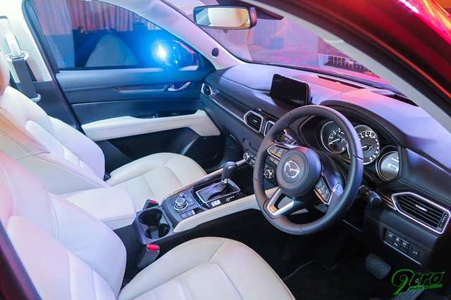 Mazda CX-5 thế hệ mới ra mắt - 4 Mazda CX-5 thế hệ mới ra mắt - 4