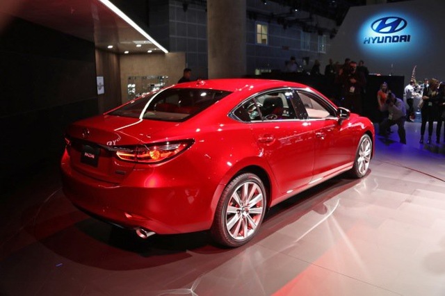 Mazda6 phiên bản nâng cấp chính thức ra mắt - Động cơ mới - 6 Mazda6 phiên bản nâng cấp chính thức ra mắt - Động cơ mới - 6