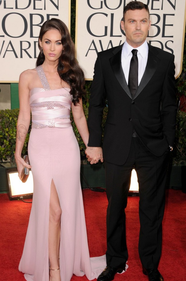 Con trai Megan Fox mặc váy ra phố - 11 Brian từng thừa nhận trong một bài phỏng vấn hồi tháng 9 vừa rồi rằng, hôn nhân không phải là điều dễ dàng với anh và Megan. Tuy nhiên, chính các con là sợi dây kết nối và giúp vợ chồng anh gắn bó với nhau.