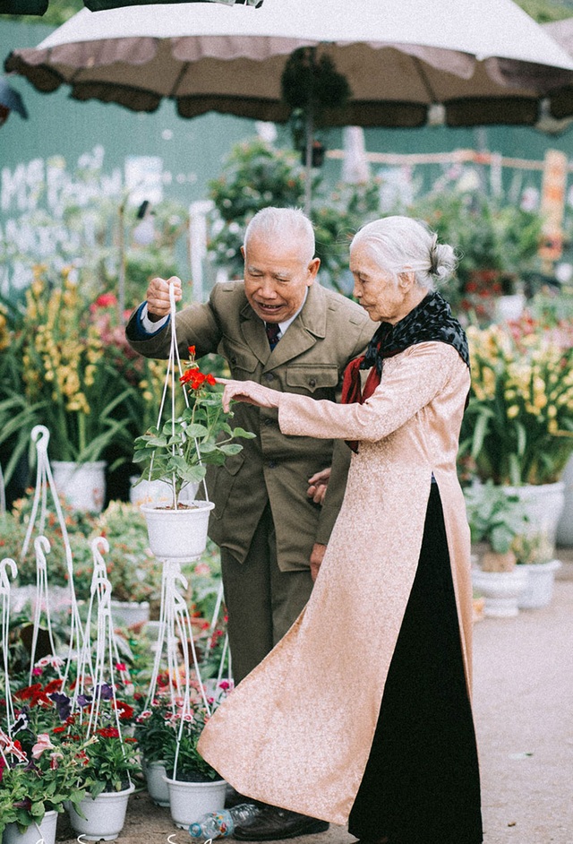 Tình như cặp đôi 90 tuổi trong bộ ảnh "Ông bà em" - 10 Tình như cặp đôi 90 tuổi trong bộ ảnh "Ông bà em" - 10