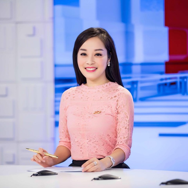 “Vàng Anh” Minh Hương: “Mức cát-xê đầu tiên trong đời là 70 nghìn đồng” - 1 Minh Hương hiện đang công tác tại Truyền hình Công an nhân dân.