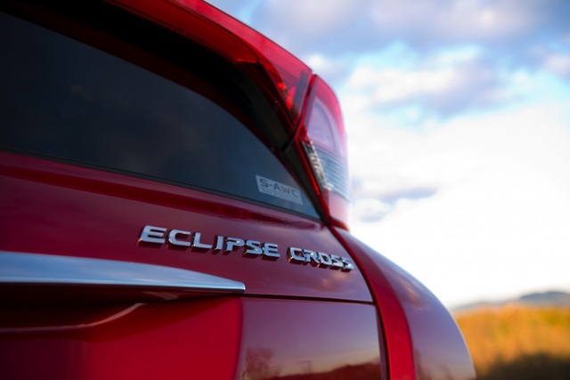 Mitsubishi Eclipse Cross gia nhập phân khúc SUV cỡ nhỏ - 9 Mitsubishi Eclipse Cross gia nhập phân khúc SUV cỡ nhỏ - 9