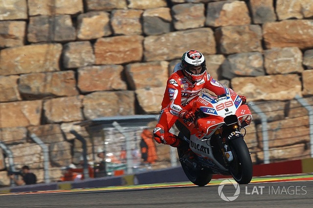 Chặng 14 MotoGP 2017: Chiến thắng tuyệt đối của Repsol Honda - 7 Chặng 14 MotoGP 2017: Chiến thắng tuyệt đối của Repsol Honda - 7