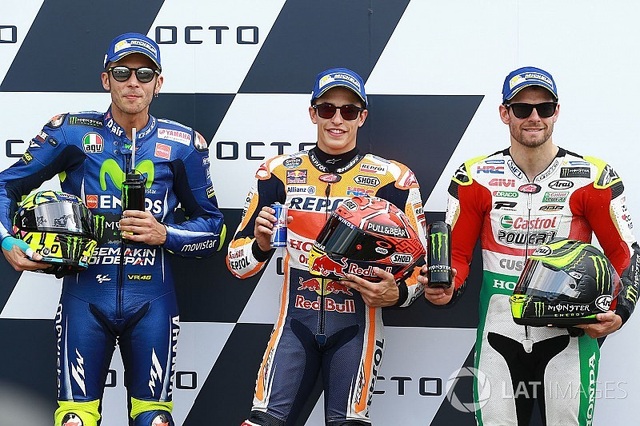 Đánh bại Rossi, Marquez có pole tại Silverstone - 6 Đánh bại Rossi, Marquez có pole tại Silverstone - 6