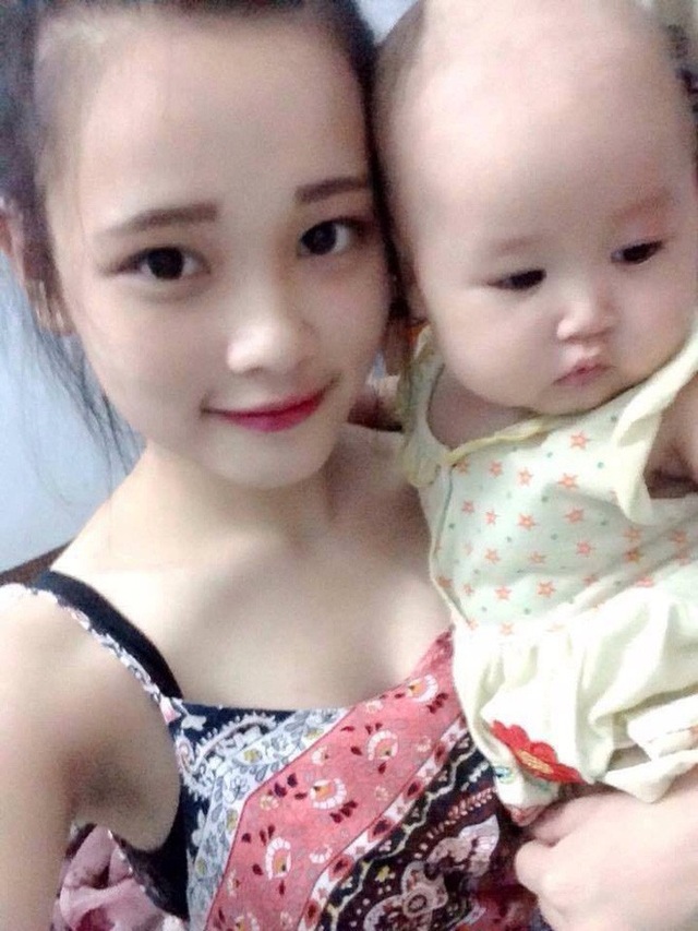 Hà Nội: Người mẹ 9X cùng con gái 8 tháng tuổi mất tích bí ẩn - 1
Hình ảnh mẹ con chị Linh do gia đình cung cấp.