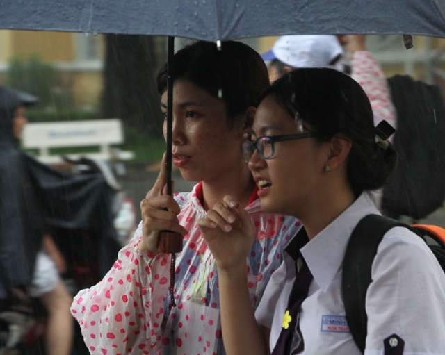 Nhiều tỉnh phía Nam ra công văn khẩn cho học sinh nghỉ học tránh bão - 1 Nhiều tỉnh phía Nam ra công văn khẩn cho học sinh nghỉ học tránh bão - 1