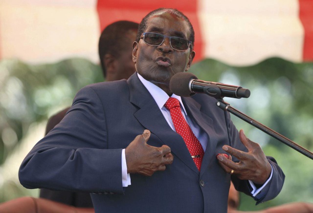 Tổng thống Zimbabwe có thể bị phế truất và luận tội trong vài ngày tới - 1
Tổng thống Robert Mugabe (Ảnh: Reuters)