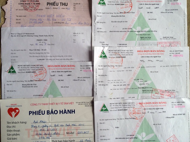 Vợ trẻ mơ có 45 triệu đồng để cứu chồng, nuôi con thơ khát sữa - 4 Đã quá lịch hẹn, nhưng Duyên không kiếm đâu ra tiền đưa chồng đến viện tái khám.