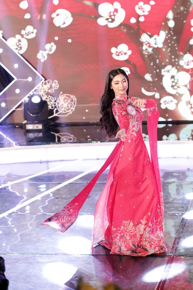 Nữ sinh đăng quang Ngôi sao tuổi teen 2017 là ai? - 3 Nữ sinh đăng quang Ngôi sao tuổi teen 2017 là ai? - 3