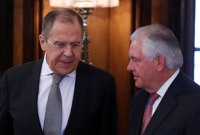Ngoại trưởng Nga Sergey Lavrov và người đồng cấp Mỹ Rex Tillerson trong cuộc gặp tại Moscow hôm 12/4 (Ảnh: Reuters)