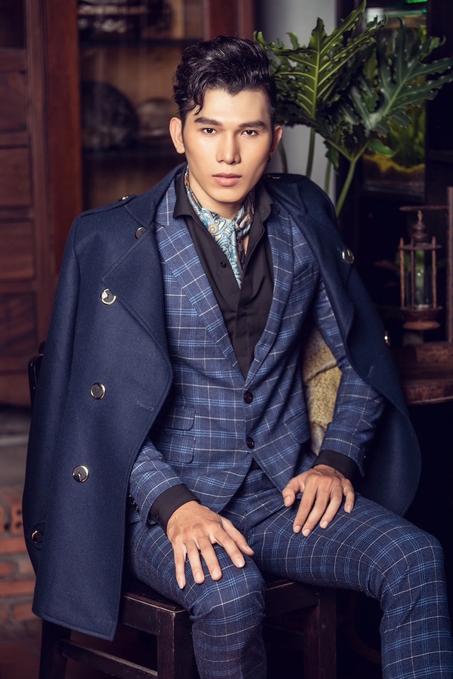 Á vương Ngọc Tình lịch lãm bên gái đẹp Khánh Ngân, Kiều Ngân - 6 Riêng Ngọc Tình kể từ khi đăng quang Á vương Đại sứ Hoàn cầu cũng đã tất bật với rất nhiều dự án. Ngoài việc đảm nhận vai trò giám khảo cho nhiều cuộc thi tìm kiếm người đẹp, Ngọc Tình còn là người năng nổ với các hoạt động từ thiện.