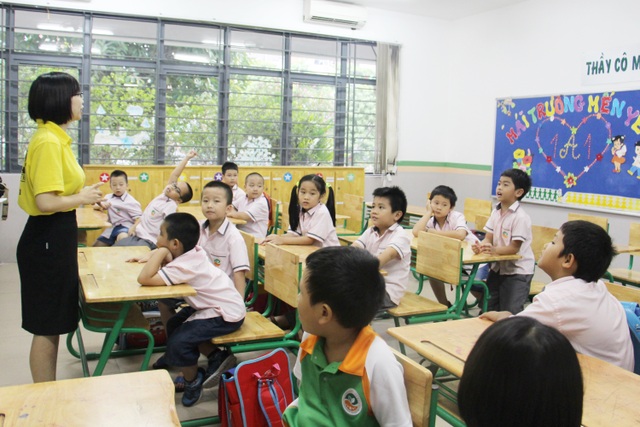 Hà Nội: Giáo viên trường tư có mức lương từ 20 triệu đồng/tháng trở lên - 1
Sĩ số học sinh trường tư chỉ từ 30 - 35 học sinh/lớp