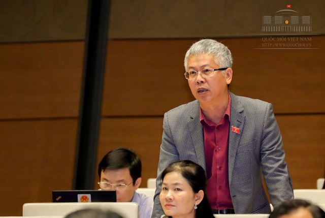 Phụ cấp cho đại sứ Việt Nam: Chưa chắc đã bằng trợ cấp thất nghiệp ở nước ngoài - 1
Đại biểu Nguyễn Đức Kiên phát biểu tại hội trường