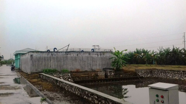 Dân mỏi mòn chờ nước sạch sau 2 năm đóng tiền - 1 Nhà máy cấp nước sạch đóng tại xã Đồng Du với công suất 4.500m3 mỗi ngày đêm có tổng kinh phí hơn 90 tỷ đồng
