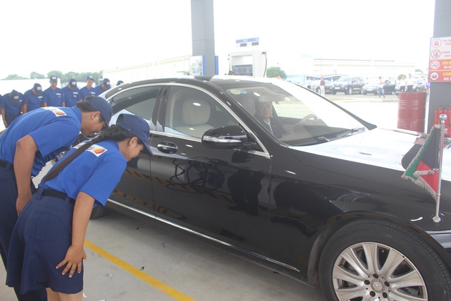 Đại gia Nhật chính thức “chen chân” bán lẻ xăng dầu tại Việt Nam - 1
Hà Nội có trạm xăng đầu tiên do doanh nghiệp Nhật Bản đầu tư. Ảnh: Hồng Vân