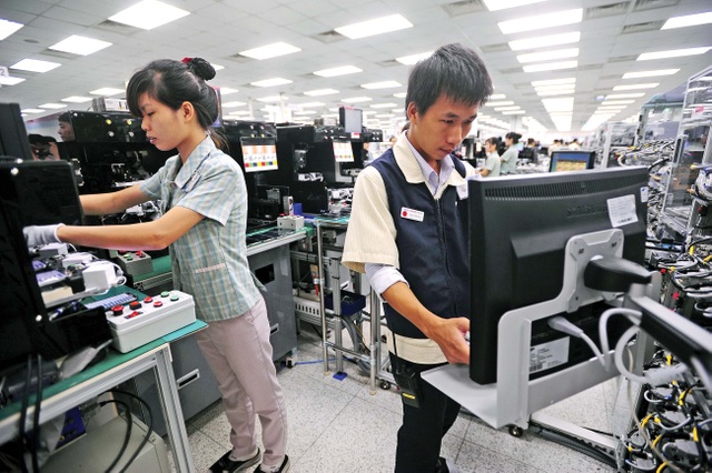 Nhập khẩu tăng bất thường hơn 50%, hàng Hàn Quốc ồ ạt vào Việt Nam - 1
Nhập khẩu, nhập siêu lớn từ Hàn Quốc có sự tham gia của cá DN Hàn Quốc tại Việt Nam (ảnh minh hoạ)