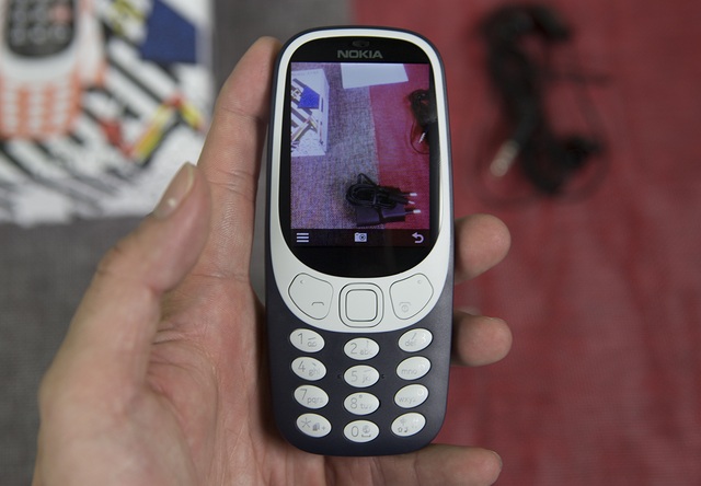 Nokia 3310 năm 2017 tích hợp camera chính 2 MP và có đèn Flash trợ sáng, đây được xem là khác biệt so với thế hệ cũ nhiều nhất.