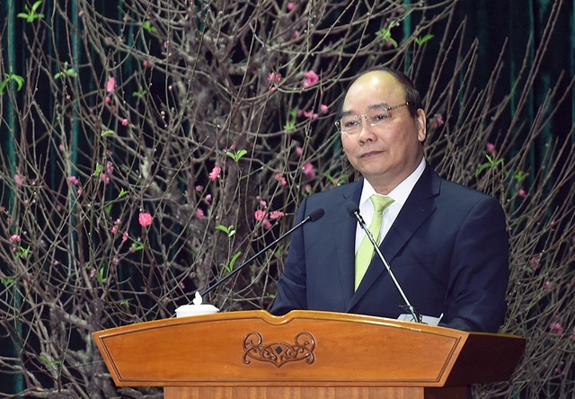 Thủ tướng: Kiên quyết đẩy lùi cái xấu, cái lạc hậu... - 3 Thủ tướng Nguyễn Xuân Phúc phát biểu chỉ đạo tại hội nghị. Ảnh: HN.